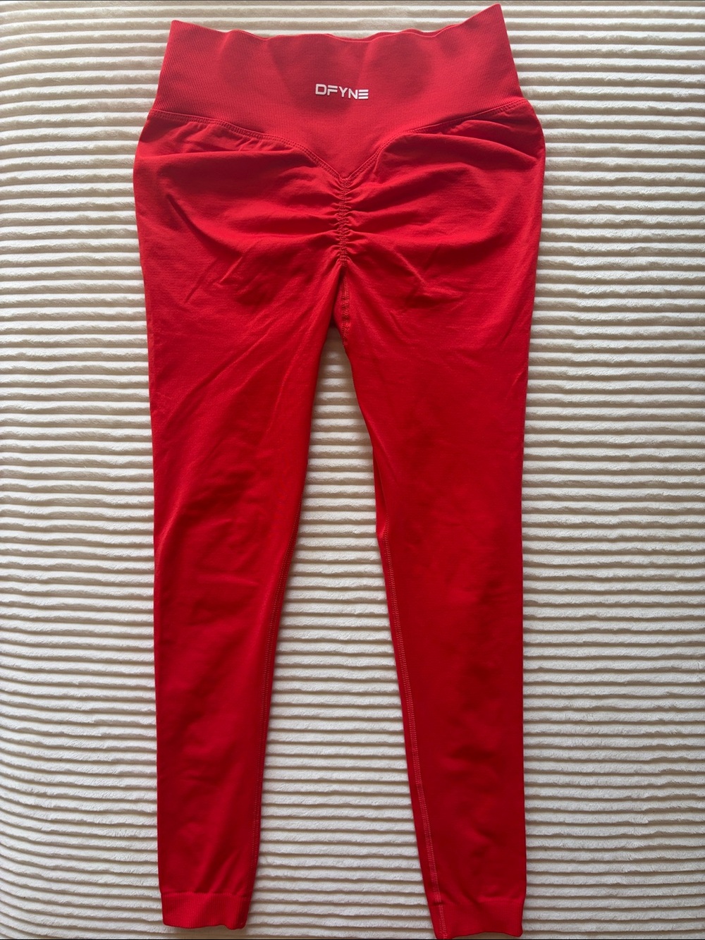 DFYNE Impact Crimson Scrunch Leggings Red Size Small